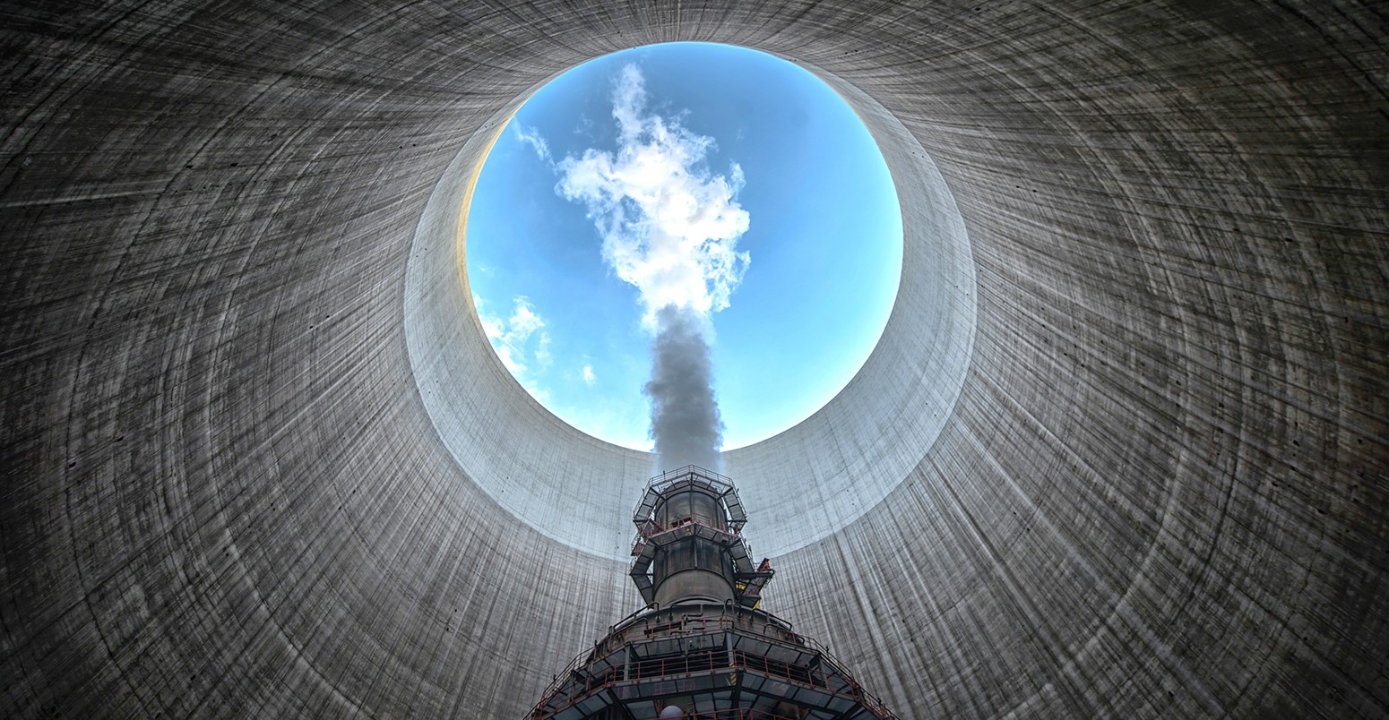 Vast chimney of a thermal power plant