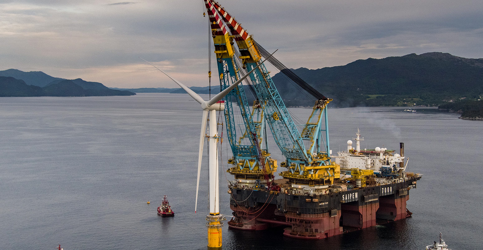 Mating of Hywind Scotland wind turbine, operation performed by Saipem 7000, 21/06/2017.