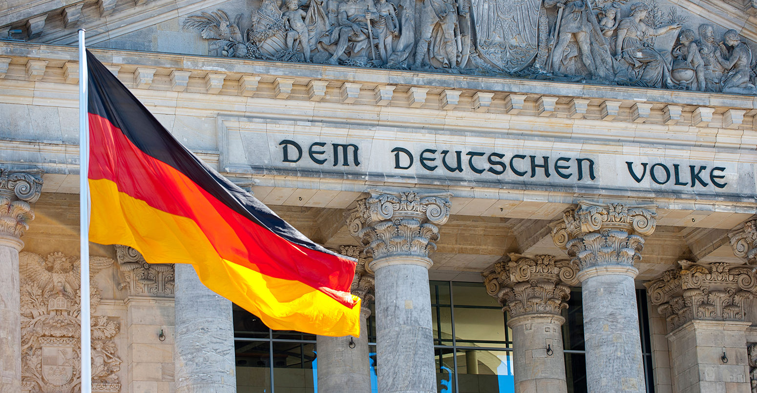 D9MWA9 The Bundestag in Berlin, Germany.