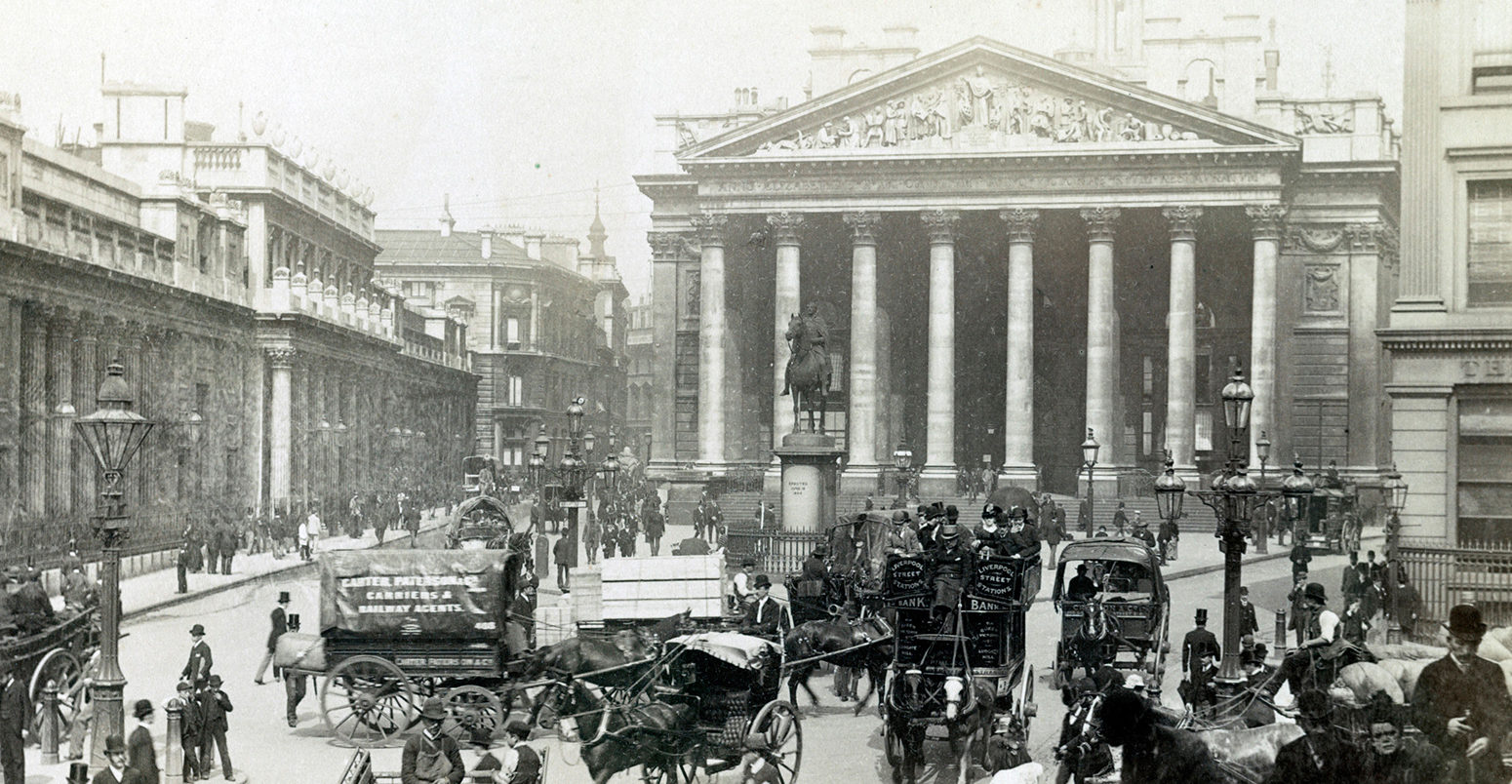 E08DRF Royal Exchange, London, England, UK. circa 1890's. Image shot 1890. Exact date unknown.