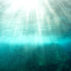 Sunrays穿透水面，法国港口岛。学分：萨米·萨基斯 /阿拉米库存照片。ce9enh