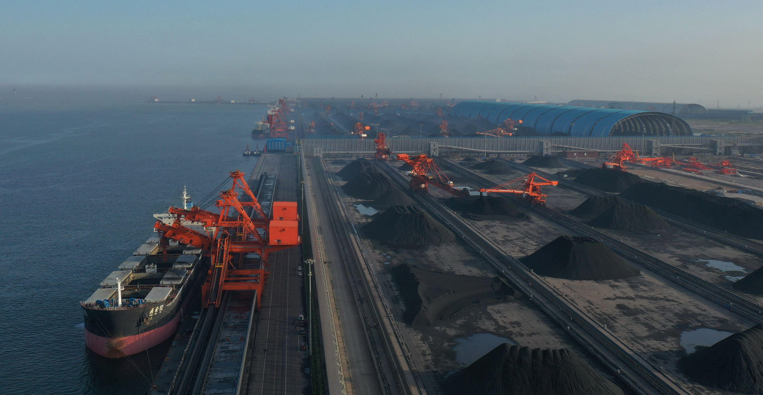 Bulk carrier loading cargoes at a newly built coal berth of Caofeidian Port in Tangshan, north China's Hebei Province.