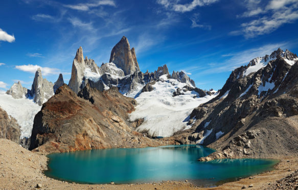 阿根廷巴塔哥尼亚冰川湖。图片来源：DPK照片/阿拉米股票照片。