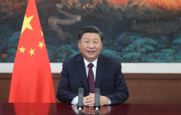 中国国家主席习近平涉及全球服务峰会贸易。