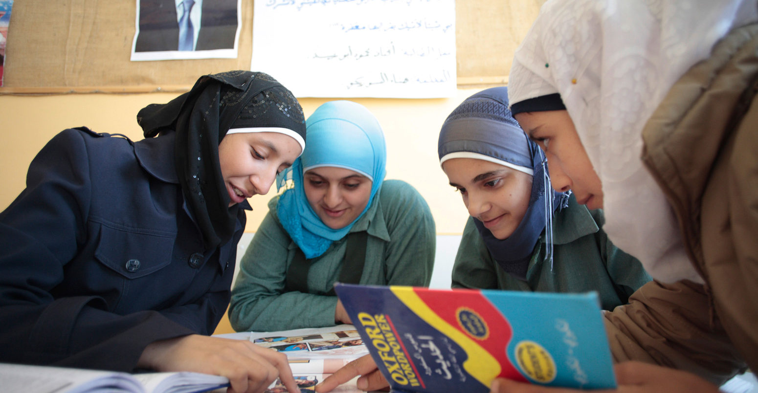 Students at english class. Madaba, Jordan. Credit: Thomas Imo / Alamy Stock Phot
