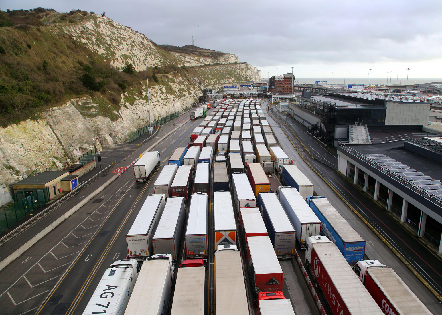 Lorries-queue-to-enter-The-Port-of-Dover-in-Kent-as-the-clock-ticks-down-on-the-chance-for-the-UK-to-strike-a-deal-before-the-end-of-the-Brexit-transition-period