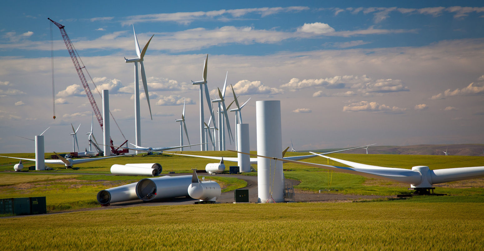 Wind turbines in the Lower Snake River Wind Energy Project, Washington, USA