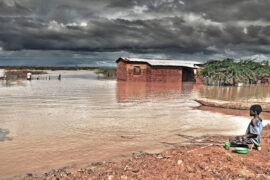 Flooding in Mozambique, Africa, January 2015. Credit: Joel Baxter Photography / Alamy Stock Photo. T63894